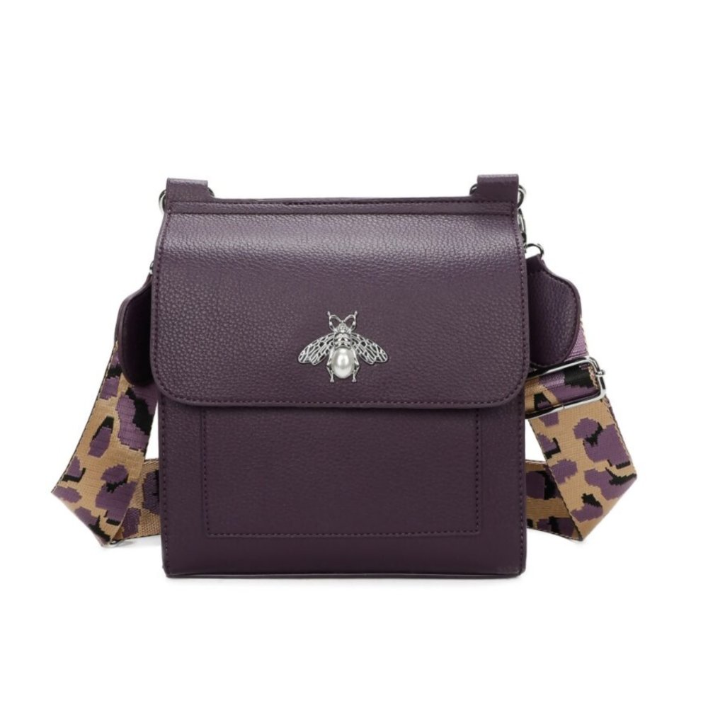 Bee Crossbody Box Bag