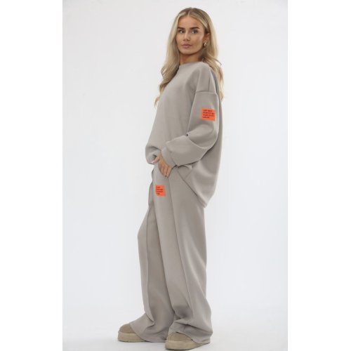 Long Sleeve Graphic Badge Sweatshirt With Wide Leg Trouser